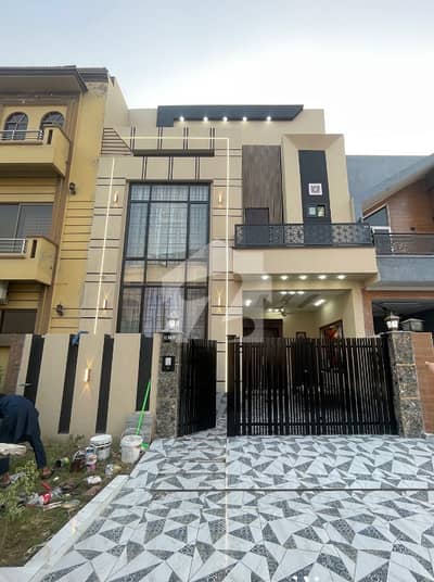 5 Marla Modern House Available For Sale In Block FF Citi Housing Gujranwala