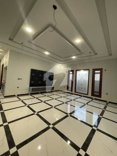 400 Sq/yd Brand New Luxury House