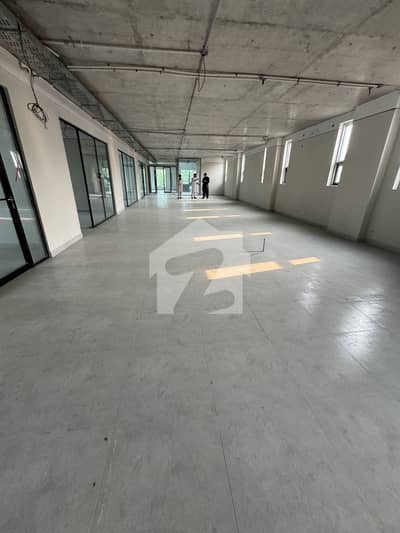 Independent Floor Available For Rent In Gulberg Near Main Boulevard