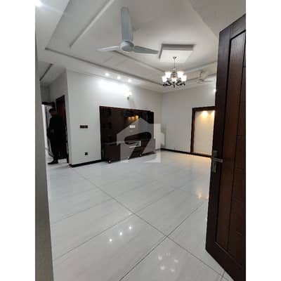 G13 10marla Brand New Type Upper Portion For Rent
