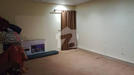 Get Your Hands On Prime Location Upper Portion In Karachi Best Area
