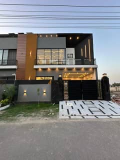 Prime Location House Of 5 Marla For Sale In Buch Villas Phase 2 - Manik Block