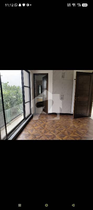 5marla house for rent  In 9 town 3xbed room 1xstudy room 2xkitchen  4xac hair Gear Powder room 1xsvt room