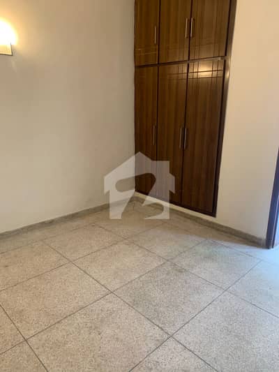 30*50 cda transfer top location house available in g-9/4 near service road near metro Station 9th avenue 30*50 cda transfer top location house available in g-9/4 near service road near metro Station 9th avenue