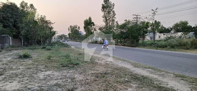 Prime location Main Barki Road Front Best option For Commercial activities Golden opportunity Prime location Main Barki Road Front Best option For Commercial activities Golden opportunity