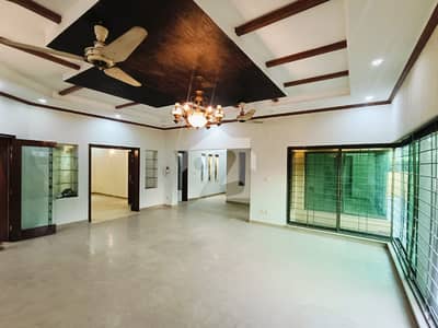 1 Kanal Slightly Used Modern Design House For Rent In DHA Phase 3 Lahore. 1 Kanal Slightly Used Modern Design House For Rent In DHA Phase 3 Lahore.