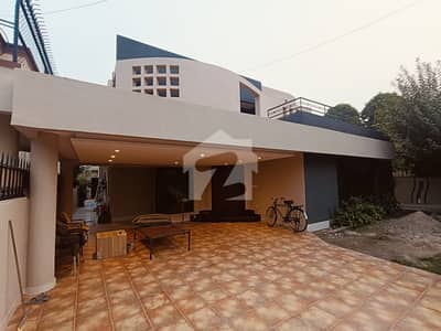 Ultra-Luxury 1 Kanal B Bungalow for Rent DHA Phase 4 Lahore Ultra-Luxury 1 Kanal B Bungalow for Rent DHA Phase 4 Lahore