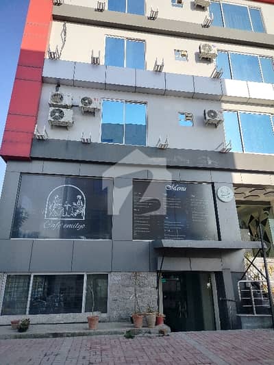 ٹاپ سٹی 1 - بلاک سی ٹاپ سٹی 1,اسلام آباد میں 1 کمرے کا 3 مرلہ فلیٹ 90.0 ہزار میں کرایہ پر دستیاب ہے۔