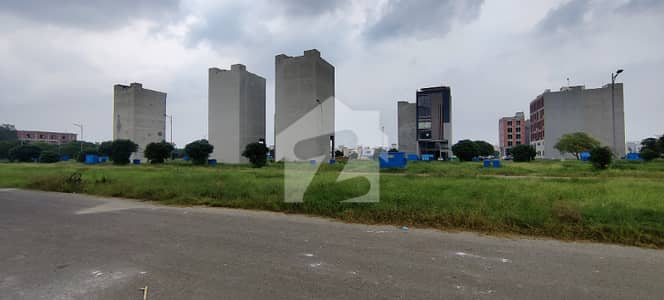 8 Marla commercial Corner plot on main 120 feet road