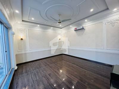 Slightly Used 1 Kanal Upper Portion Available For Rent In DHA Lahore Phase 2 Block R Slightly Used 1 Kanal Upper Portion Available For Rent In DHA Lahore Phase 2 Block R