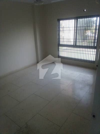 Clifton Block 2 Apartment Available 3 Bedroom