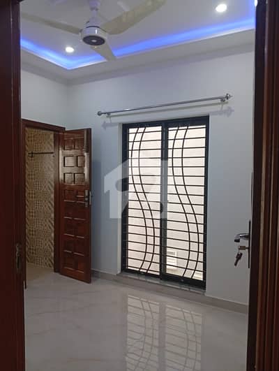 5 Marla Upper Portion For Rent In DHA 9 Town Lahore | 2 Bed | Near Commercial, Park & Masjid