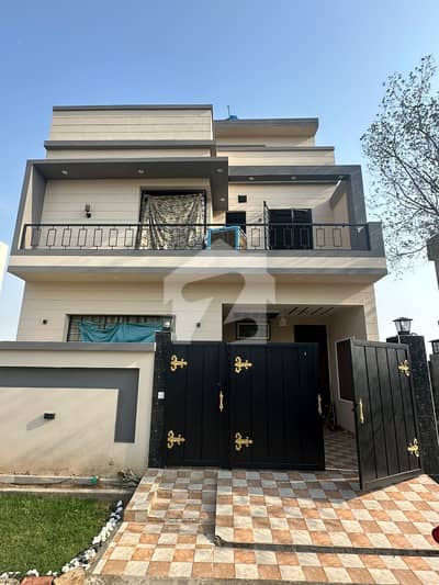 4.5MARLA BRAND NEW HOUSE FOR SALE KHAYABAN-E-AMIN L BLOCK OWNER BUILD HOUSE PRIME LOCATION
