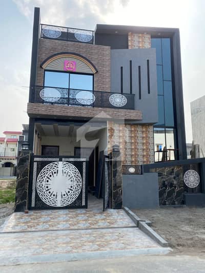 05 Marla House available For Rent ''C" Block