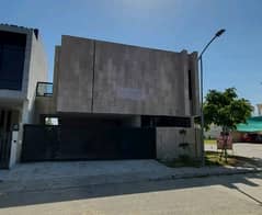 Corner 10 Marla House For Sale Is Available In Top City 1