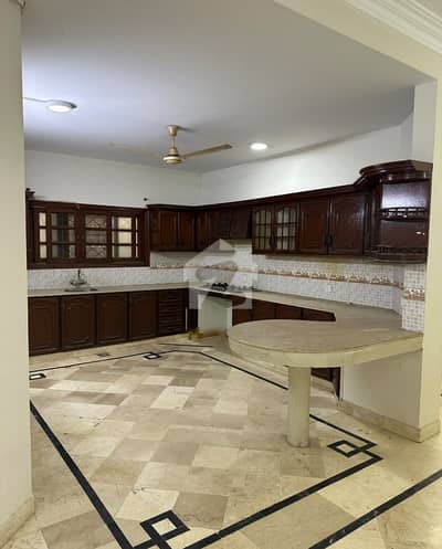 500 Yards 3 Bedroom Ground Portion With Basement Is Available For Sale In DHA Phase 6