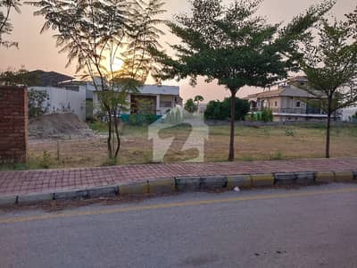 Street No 20 Size Kanal With Extra Land Prime Location Street No 20 Size Kanal With Extra Land Prime Location