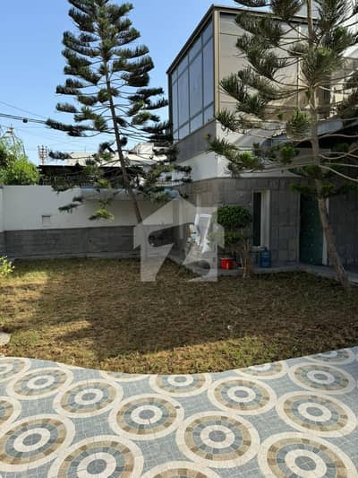 CLIFTON BLOCK 08 425 YARDS BUNGALOW FOR SALE