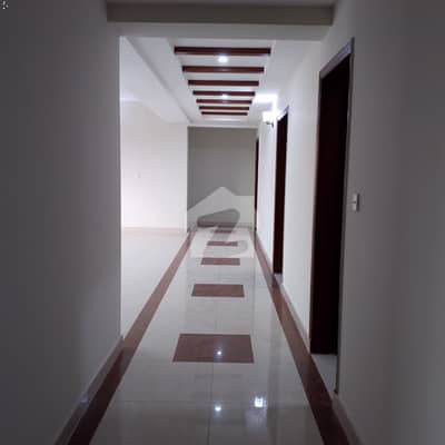 10 MARLA 3 BEDROOM APARTMENT AVAILABLE FOR SALE