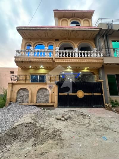 بہارہ کھوہ اسلام آباد میں 6 کمروں کا 5 مرلہ مکان 1.9 کروڑ میں برائے فروخت۔