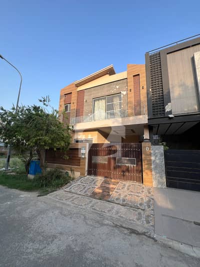 Defence 5 Marla Luxury House For Sale Phase 9