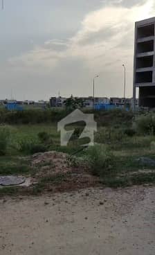 8 Marla Commercial Plot in CCA2 Sector W