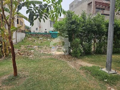 ڈی ایچ اے فیز 5 - بلاک ایل فیز 5,ڈیفنس (ڈی ایچ اے),لاہور میں 10 مرلہ رہائشی پلاٹ 2.45 کروڑ میں برائے فروخت۔ ڈی ایچ اے فیز 5 - بلاک ایل فیز 5,ڈیفنس (ڈی ایچ اے),لاہور میں 10 مرلہ رہائشی پلاٹ 2.45 کروڑ میں برائے فروخت۔