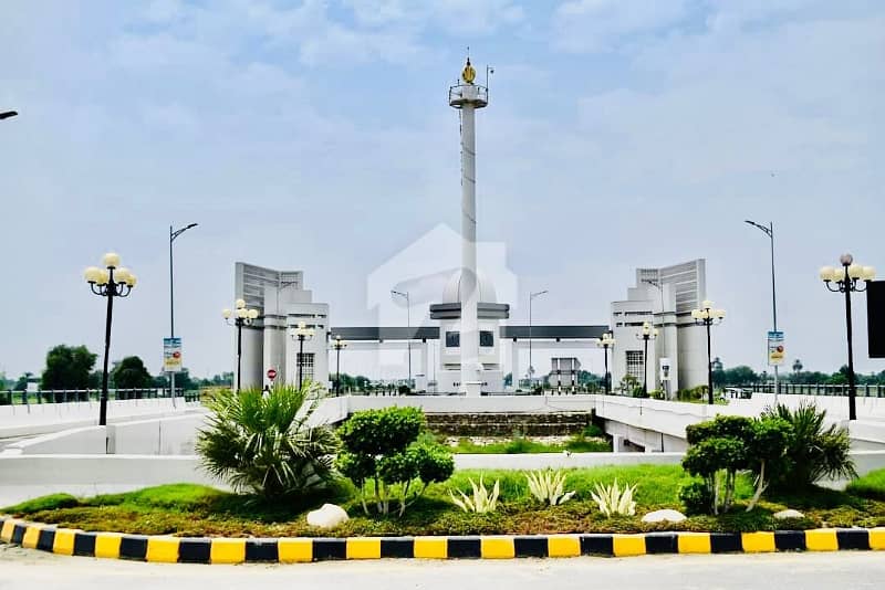 Facing Park Plot Behind DHA Club Facing Park Plot Behind DHA Club