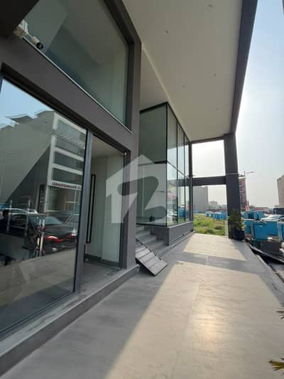 Perfect Restaurant Location: Ground, Mezzanine & Basement in High-Footfall Area