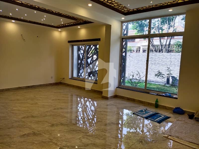 F-7 - House For Sale In F7 F-7 - House For Sale In F7