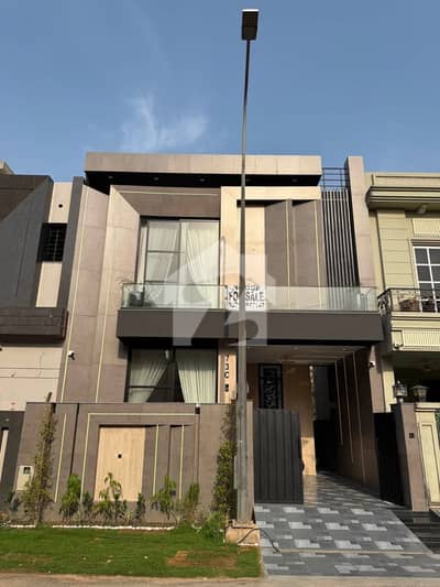 5 Marla Brand New House For Rent In Dha 9 Twon 100 Percent Original Pic