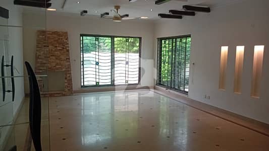 DHA Phase 5 Luxury Bungalow 10 Marla Near Jallal Sons By Master Deals