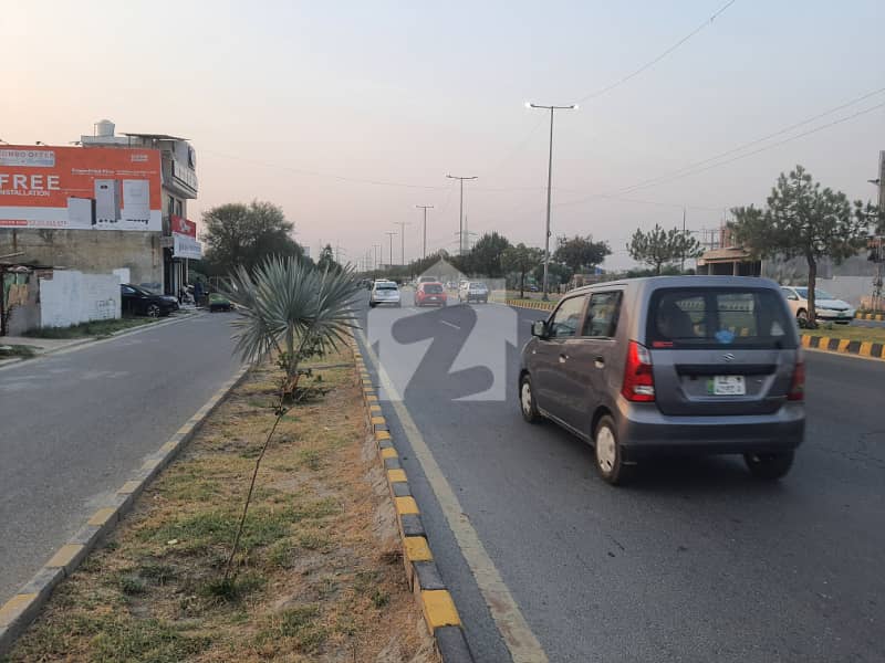 2 Kanal 100 Ft Rd LDA Approved 395 LAC 2 Kanal 100 Ft Rd LDA Approved 395 LAC