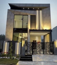 5 Marla Brand New Modern House For Sale In 9 Town Prime Location 5 Marla Brand New Modern House For Sale In 9 Town Prime Location