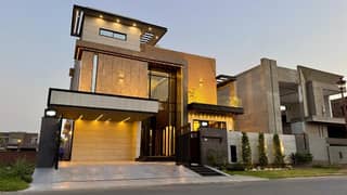 1 Kanal Brand New House Avaliable For Sale In Lake City