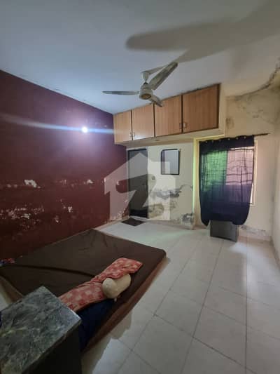5 Marla 2nd Floor Portion For Rent