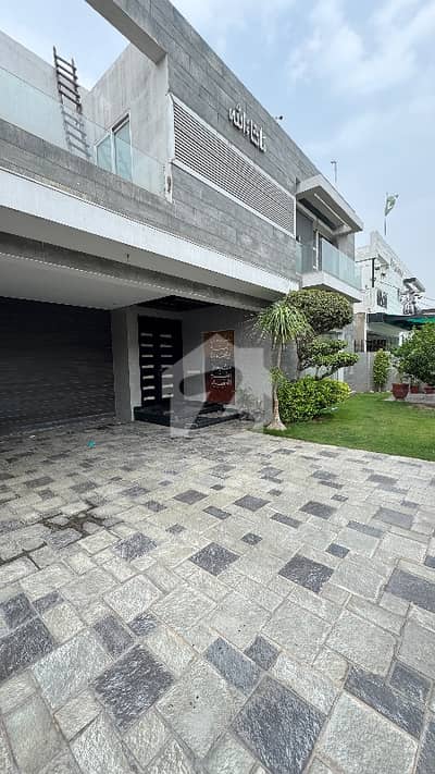 100% ORIGINAL HOUSE WELL MAINTAINED FULL BASEMENT