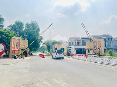10 Marla Residential Plot Available For Sale In Lake City