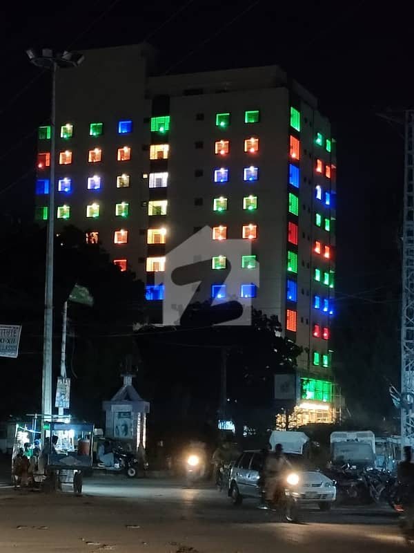 3-Bedroom Apartment in Latifabad — view 3