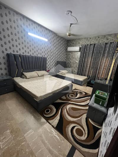 DHA PHASE 2 ONE KANAL BASEMENT 2 BEDS SOLAR FOR RENT BY MASTER DEALS