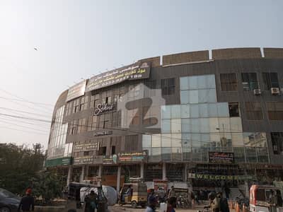 کریم آباد گلبرگ ٹاؤن,کراچی میں 0 مرلہ Studio دکان 60.0 لاکھ میں برائے فروخت۔ کریم آباد گلبرگ ٹاؤن,کراچی میں 0 مرلہ Studio دکان 60.0 لاکھ میں برائے فروخت۔