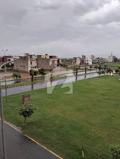10 Marla Crystal Block Plots Pair - 85 Feet Road - Near Second Entrance - 3 Month Time