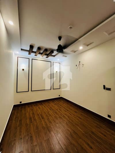 5 MARLA ELEGANT AND FULLY MAINTAINED SUPER HOT LOCATED BUNGALOW NEAR TO MAIN ROAD IS AVAILABLE IN THE BEST BLOCK OF DHA LAHORE.
