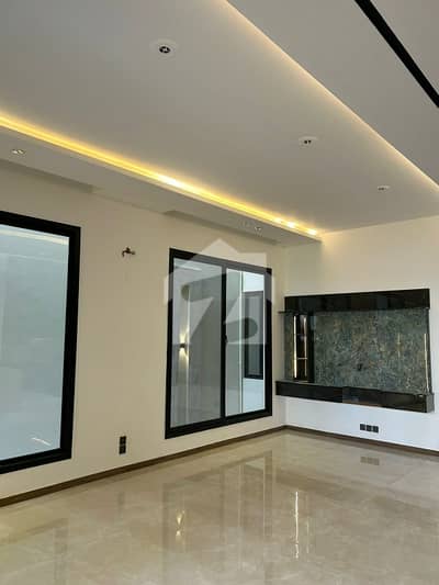 Centrally Located House In Scheme 33 Is Available For sale