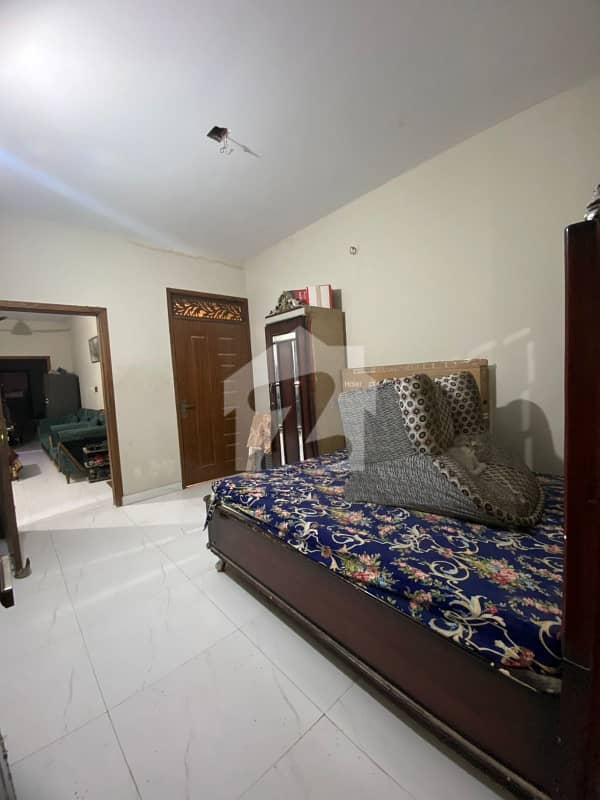 Looking For A Prime Location Upper Portion In Karachi For Sale Looking For A Prime Location Upper Portion In Karachi For Sale