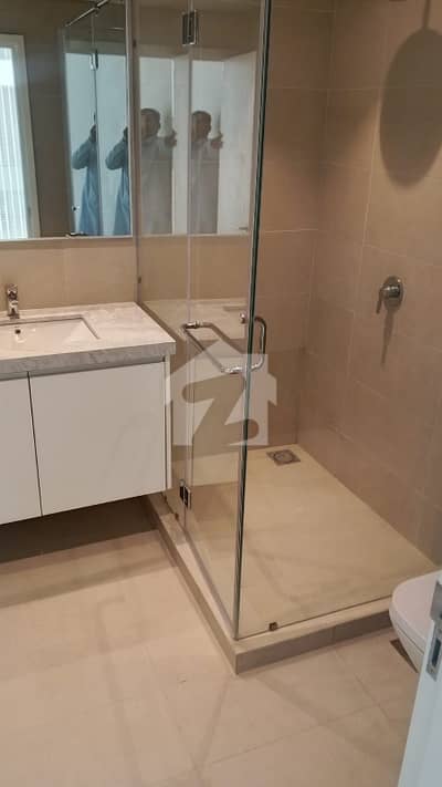EXCLUSIVE CITY FACING APARTMENT FOR RENT The Views Emaar Karachi