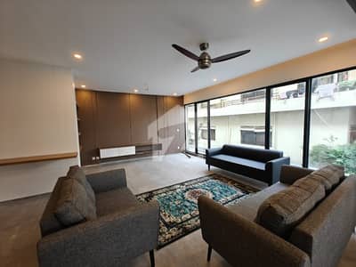 House FOR RENT IN f7
