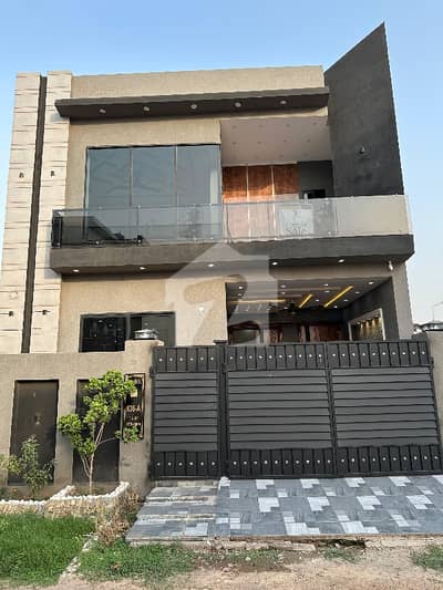 05-Marla Brand New House For Sale Near To Commercial Market 05-Marla Brand New House For Sale Near To Commercial Market