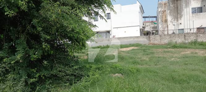 05 Marla Facing Park Plot In Reasonable Price 05 Marla Facing Park Plot In Reasonable Price