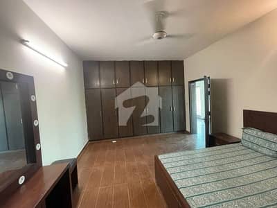 12 Marla 5 Bedrooms Investor Price House For Sale. 12 Marla 5 Bedrooms Investor Price House For Sale.